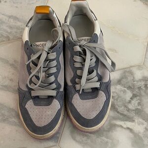 Oncept phoenix Sneakers in ice blue